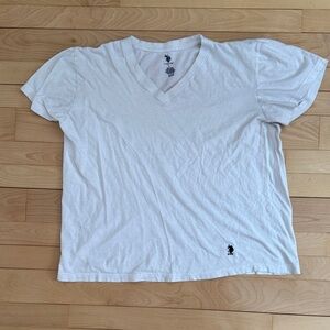 Men's U.S. Polo Assn White V-Neck T-Shirt Size L Classic Cotton Tee